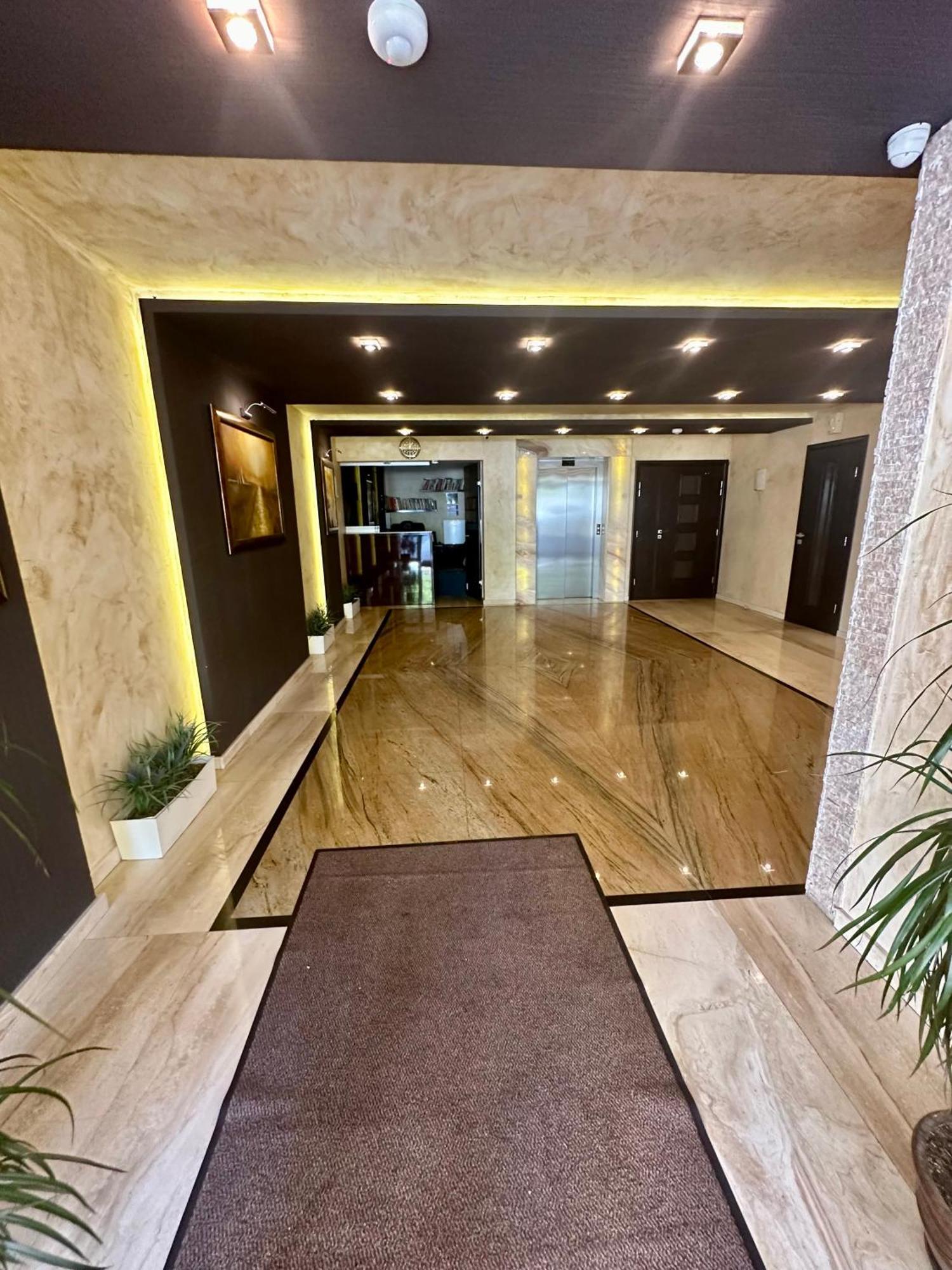 Serenity Studio 布尔加斯 外观 照片