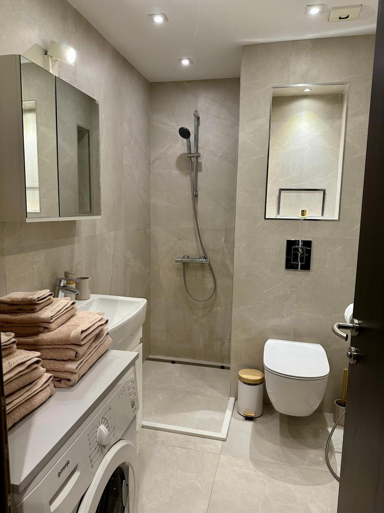 Serenity Studio 布尔加斯 外观 照片